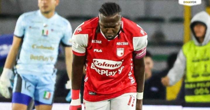 ¡Las cosas como son! La foto de Hugo Rodallega con niños del Bucaramanga que sorprende en redes