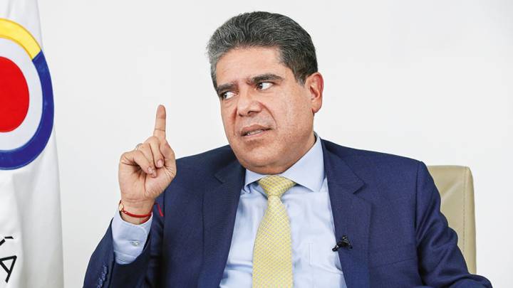 Contralor General, Carlos Rodríguez redactó carta contra MinMinas, Edwin Palma: “Riesgo a una baja significativa ingresos”