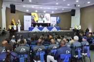 Comienza consulta popular para ecuatorianos en el exterior