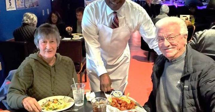 Batavia Downs salutes veterans with free meals at 34 Rush