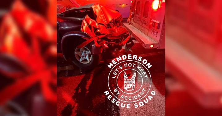 Rescue truck, wrecker hit by drivers in Henderson County crashes