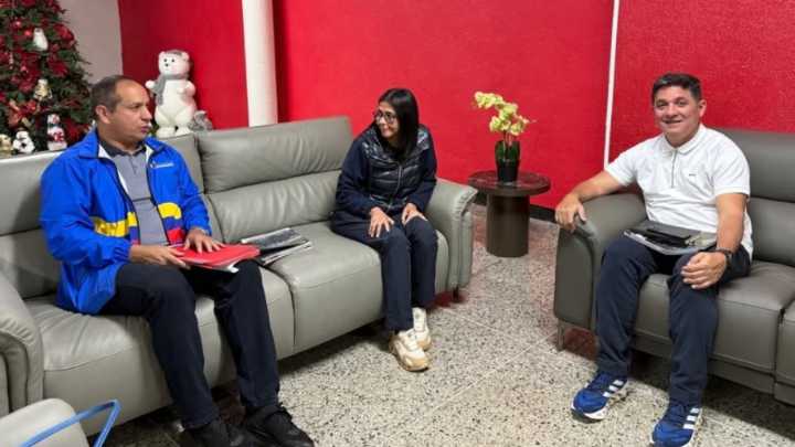 Ejecutivo ordena plan especial para retorno de venezolanos varados tras nueva agresión de EE.UU.