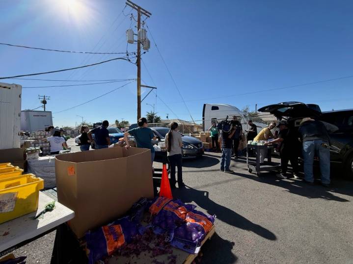 Food aid lines surge across Las Vegas valley as government shutdown continues