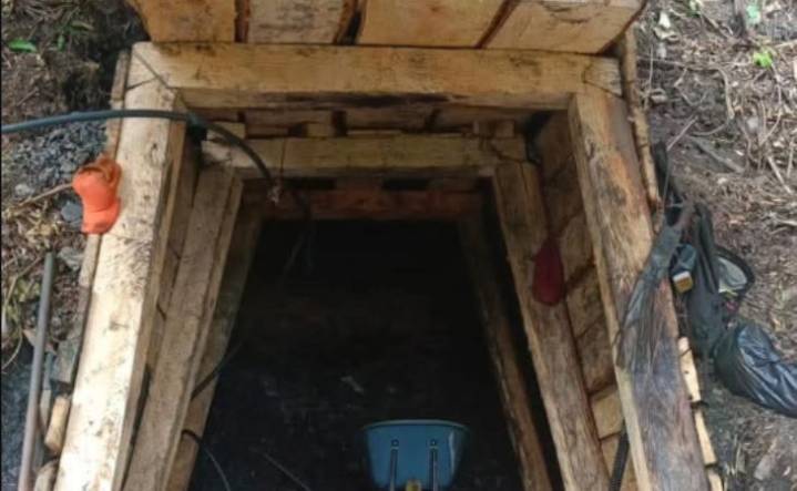 Explosión en mina de carbón en Santander deja al menos tres muertos