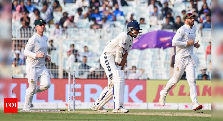 'Pathetic, utter nonsense': Former India cricketer slams Eden pitch for ‘killing’ Test cricket