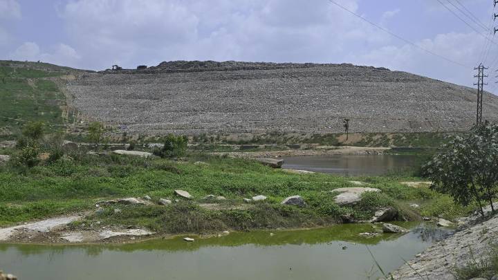 NGT halts waste dumping at Jawahar Nagar facility; over 38,000 tonnes waste in and around Hyderabad could remain uncollected