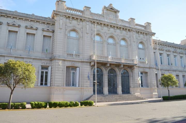 Otorgarán un bono mensual a magistrados, funcionarios y empleados judiciales que se capaciten