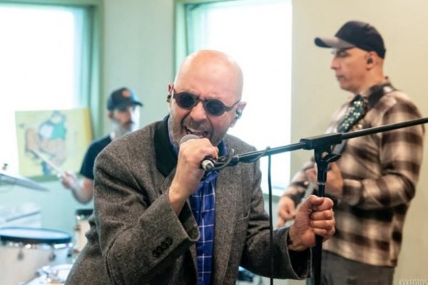 El Indio Solari grabó un nuevo tema con Los Fundamentalistas y las redes explotan