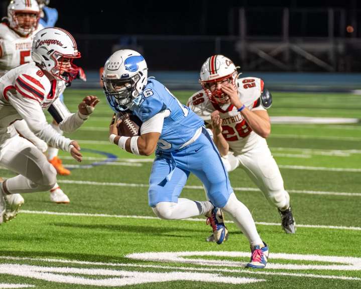 PV football defeats Shasta, but loses star running back Titus Andrus