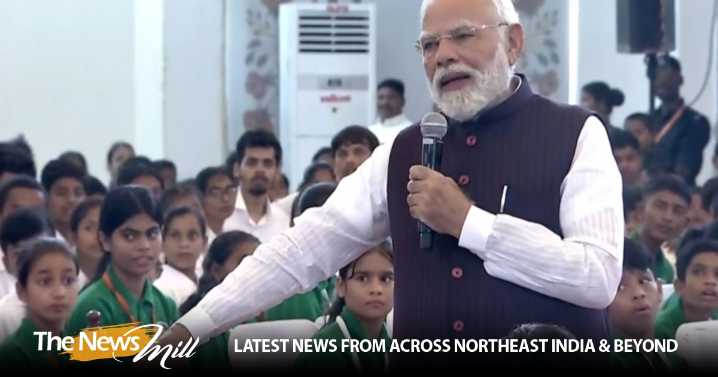 Chhattisgarh: PM Modi holds roadshow in Nava Raipur, interacts with 2500 children