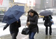 Mass. weather: Snowy, gusty conditions to continue Friday evening