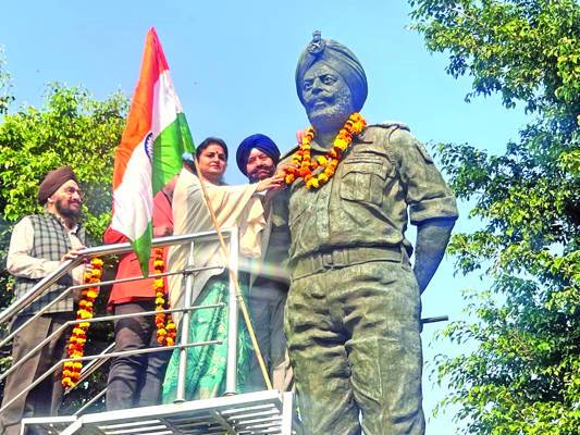 Priya Sethi pays tributes to General Bikram Singh on his Death Anniversary
