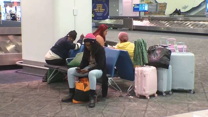 New York travelers react to flight disruptions