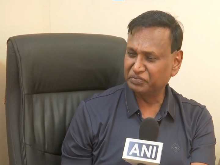 Congress leader Udit Raj on Shashi Tharoor’s essay