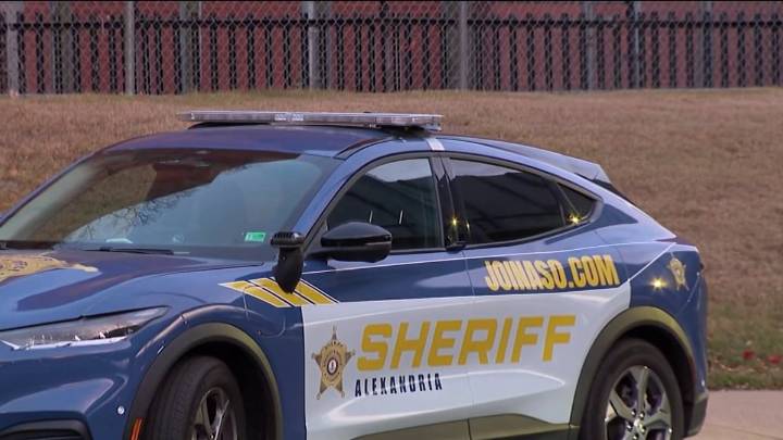 Concerns over alleged Alexandria police cooperation with ICE