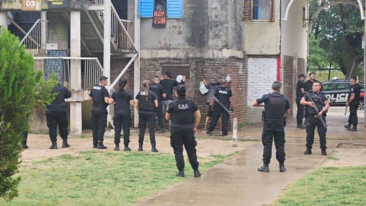 Tensión en el Fonavi San Jerónimo: denunció una golpiza y al mismo tiempo se registró una balacera