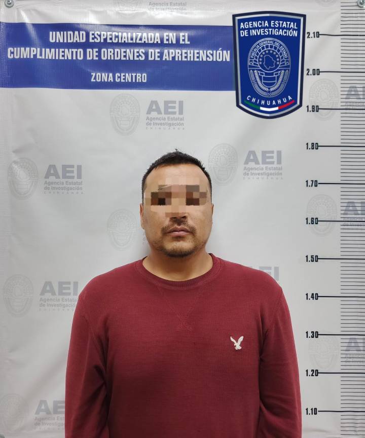 Detienen con orden de aprehensión a presunto involucrado en doble homicidio a las afueras de bar