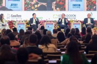 Augura en el Congreso Nacional Agropecuario: El banano como eje de la agenda campo 2026