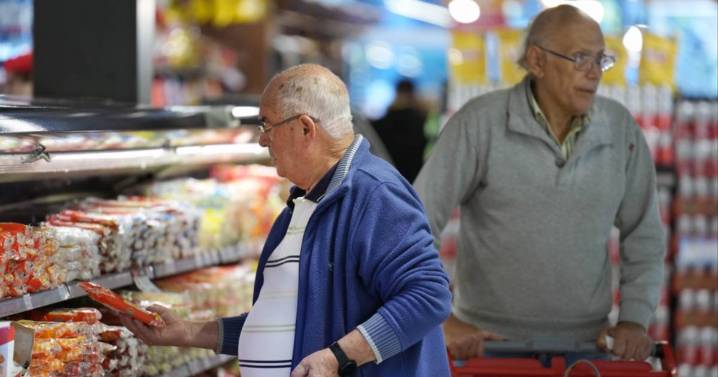 La inflación de octubre tuvo una leve aceleración por la suba del dólar y marcó 2,3%, según el Indec