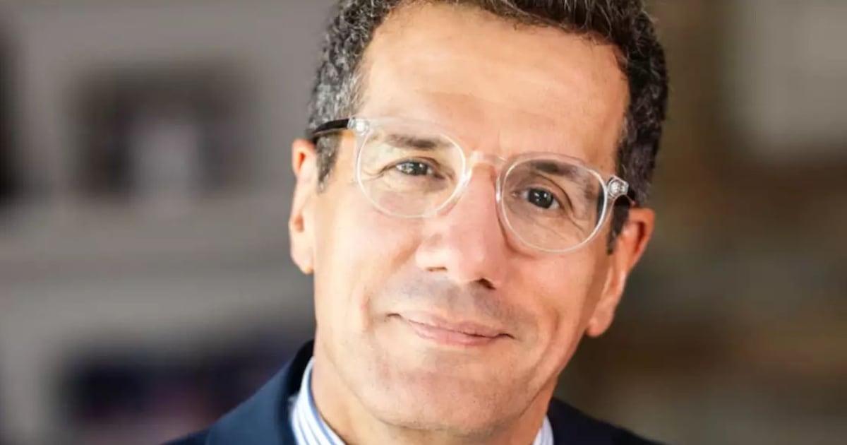 Otto Padrón planea casarse con una mujer más joven; aseguran que es una conductora cubana