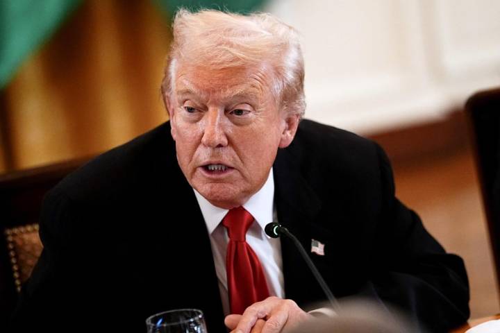 Senado de EE.UU. da luz verde a Trump para continuar operaciones...