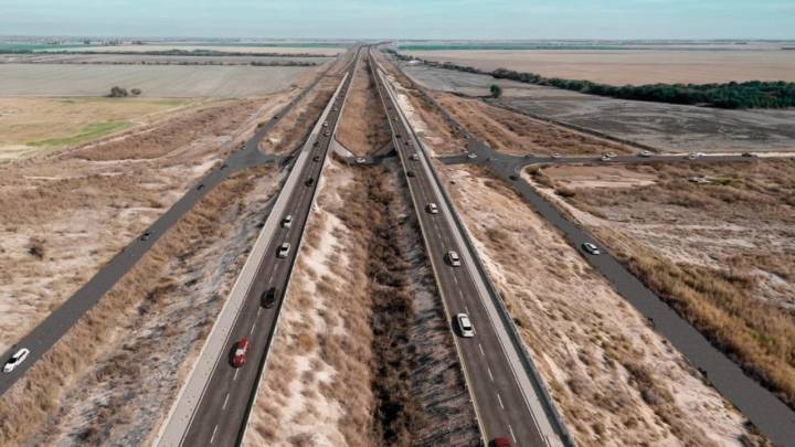 Después de años de espera, se inaugura la autopista que une dos importantes ciudades
