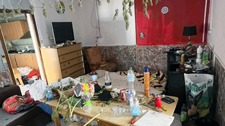 Encerrada, golpeada y privada de comida: liberan a una mujer retenida en Alhama de Murcia durante una semana