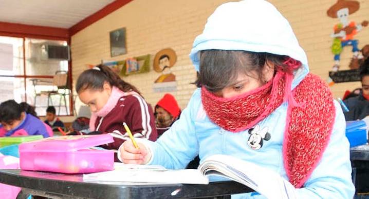 Suspenden clases y recorren horarios en estos municipios de Sonora por lluvias y bajas temperaturas