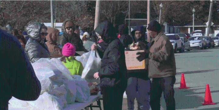 Orange Mound mobile food pantry helping residents in need