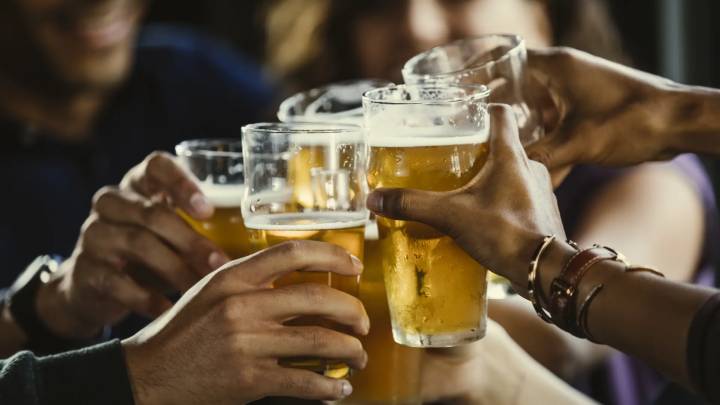 Un fármaco español logra reducir el consumo de alcohol en experimentos con ratones