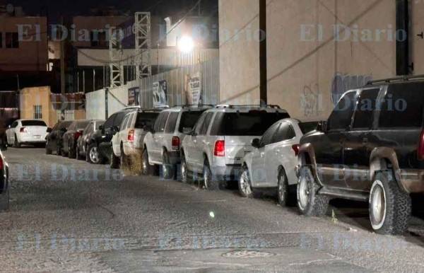 Denuncian acumulación de autos y taller improvisado en Los Arroyos