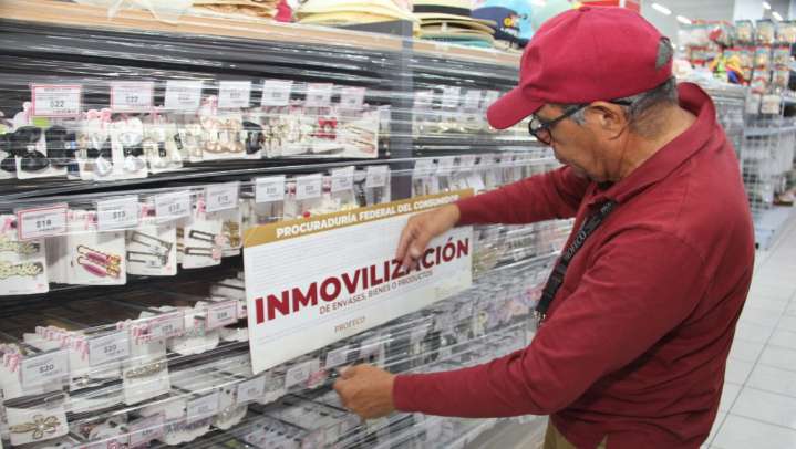 Clausuran 12 tiendas chinas en Puebla; operativos se ampliarán a Tehuacán