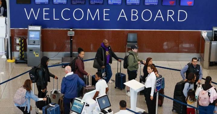 The busiest days at the Atlanta airport this Thanksgiving