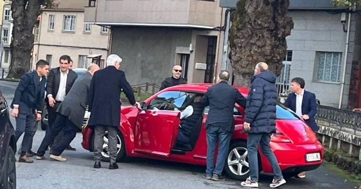 ¿Sabe usted que ayer sudaron el traje en Bande?