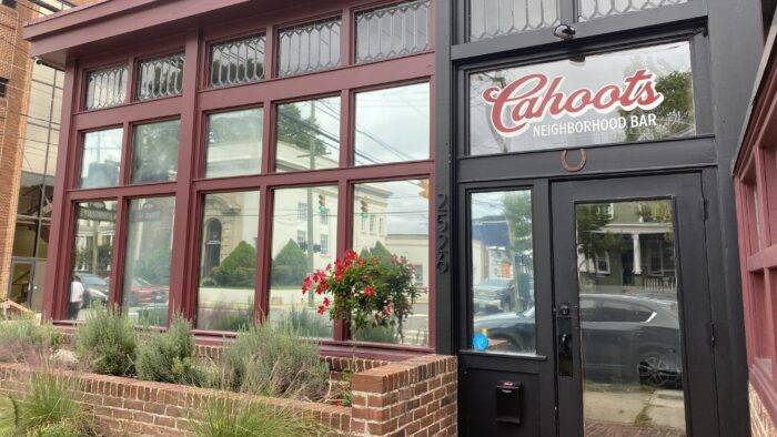 New bar Cahoots opens at corner of Floyd and Robinson in the Fan