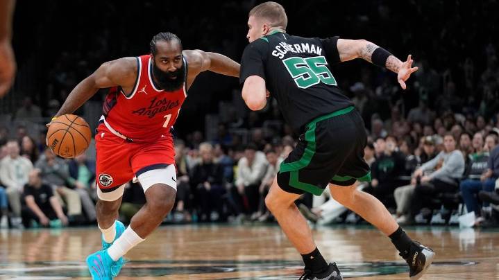 Jaylen Brown scores 33, Payton Pritchard 30 as Celtics hold off Clippers 121