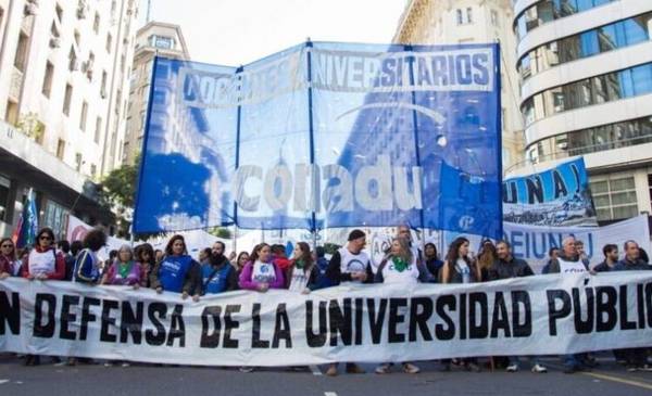 El paro docente de 72 horas: cuáles son los tres días en los que no habrá clases en la UNLP