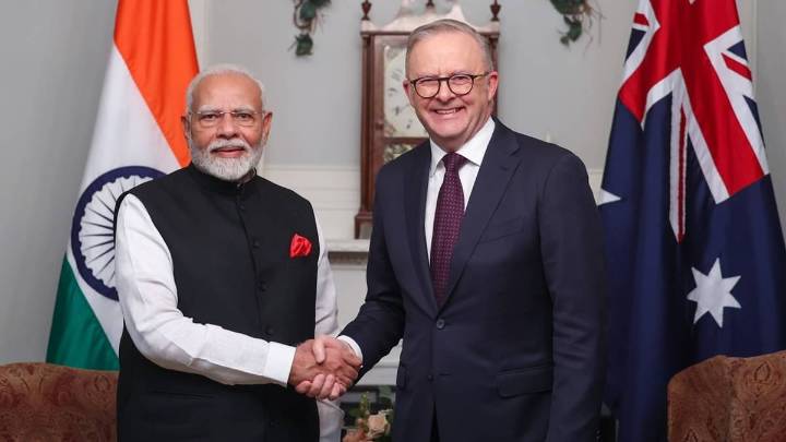 PM Modi Meets Australian PM Albanese In Johannesburg At G20 Summit World News
