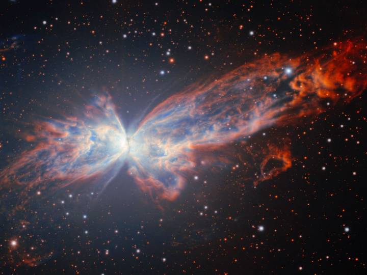 Stunning new picture of cosmic butterfly captured by telescope in Chile
