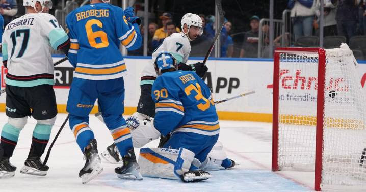 Blues stunned by late goal, goaltender interference ruling during OT loss to Kraken
