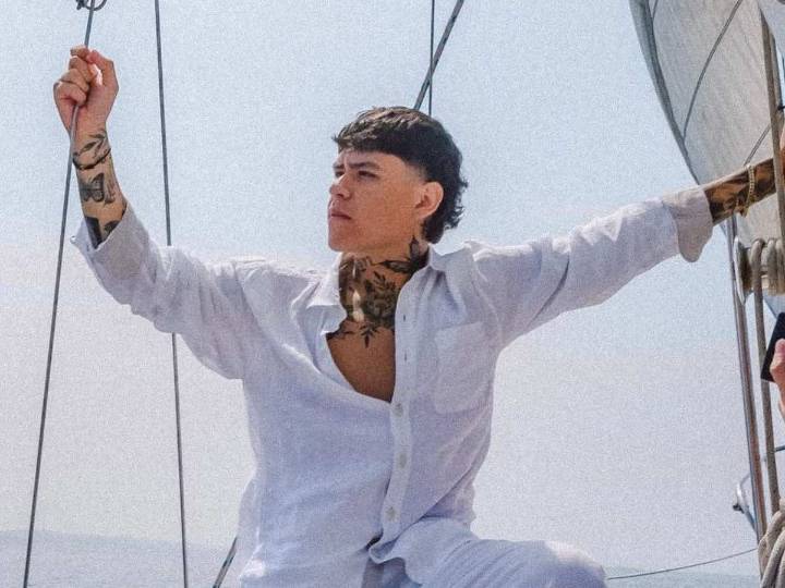 Junior H se disculpa tras polémica en Jalisco y promete renovar su música