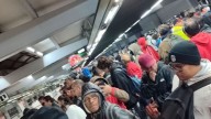 "Me tardo hasta dos horas"; así son los traslados en la Línea 3 del Metro