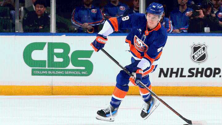 NHL On Tap: Schaefer, Islanders host Wild
