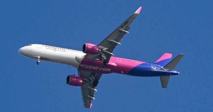 Wizz Air to slash number of flights from major UK airport as it's 'too expensive'