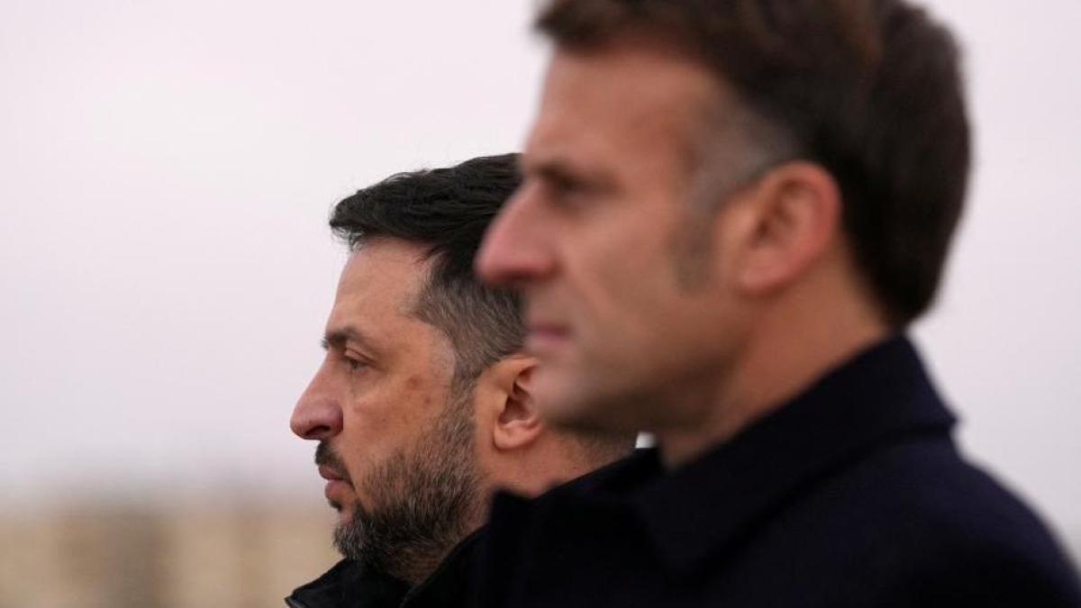 Ucrania comprará 100 cazabombarderos Rafale a Francia