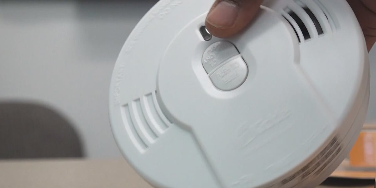 Public reminded to check smoke alarms with overnight time change