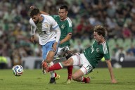 México y Uruguay empatan a cero en Torreón