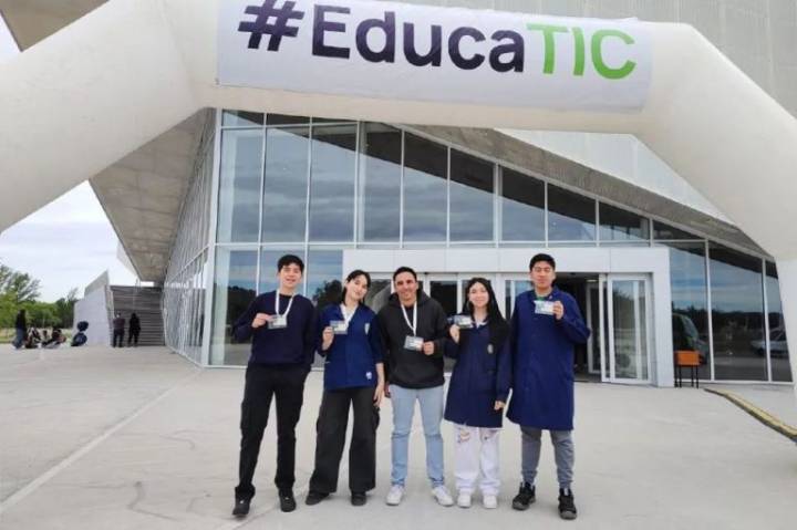 Estudiantes de Zapala desarrollaron un prototipo de invernadero automatizado