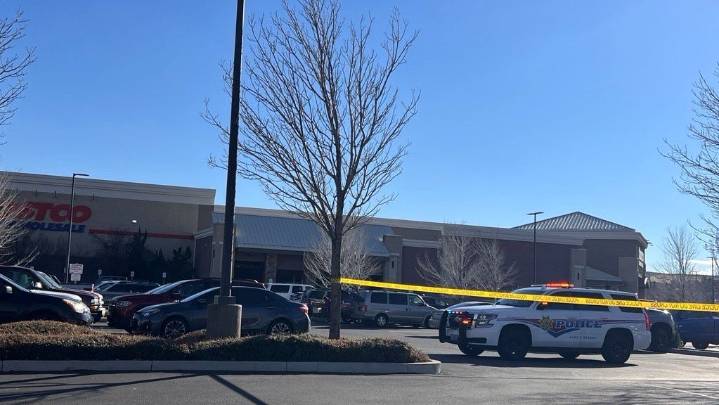 Pedestrian hit by vehicle at Sparks Costco, in critical condition