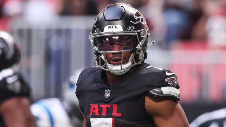 Bijan Robinson emerging as a leader amid Falcons' struggles